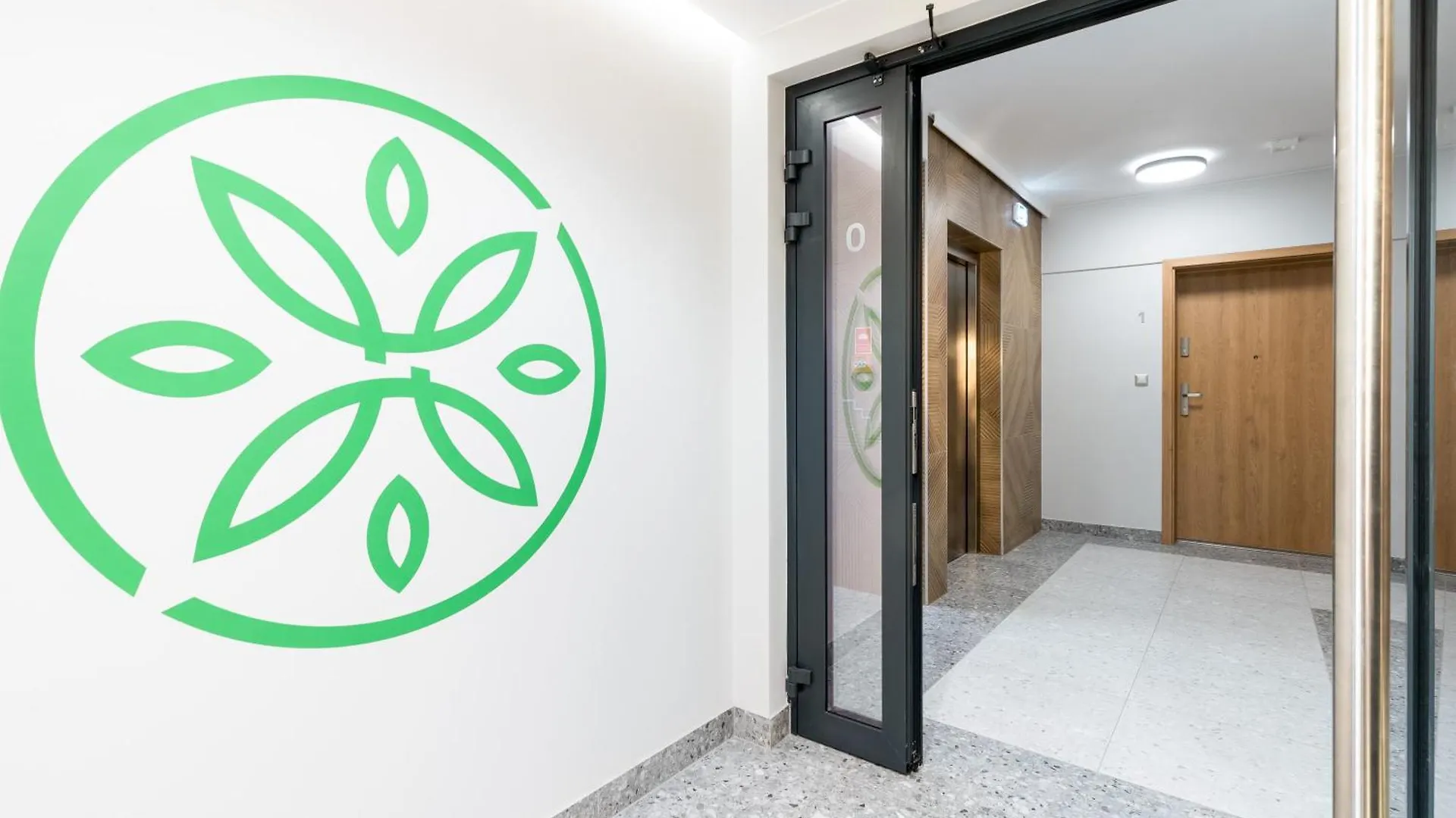 Czerwone Maki Apartment With Garden Krakow