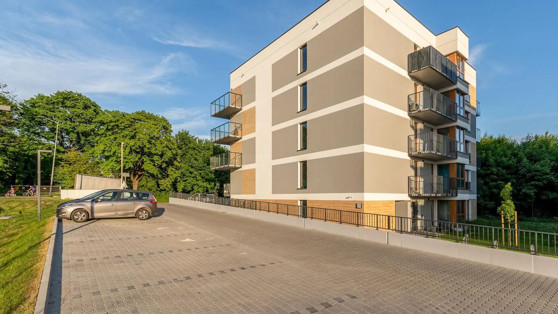Czerwone Maki Apartment With Garden Krakow